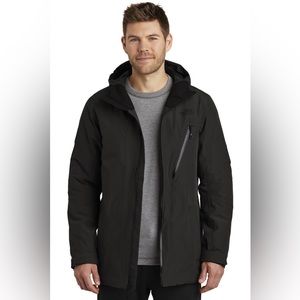 NEVER BEEN WORN men’s black North Face winter jacket